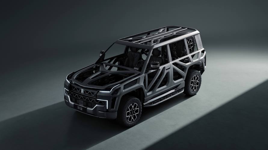 广州20仰望U8硬派越野的科技魅力，国能汽车对传统燃油车市场的冲击